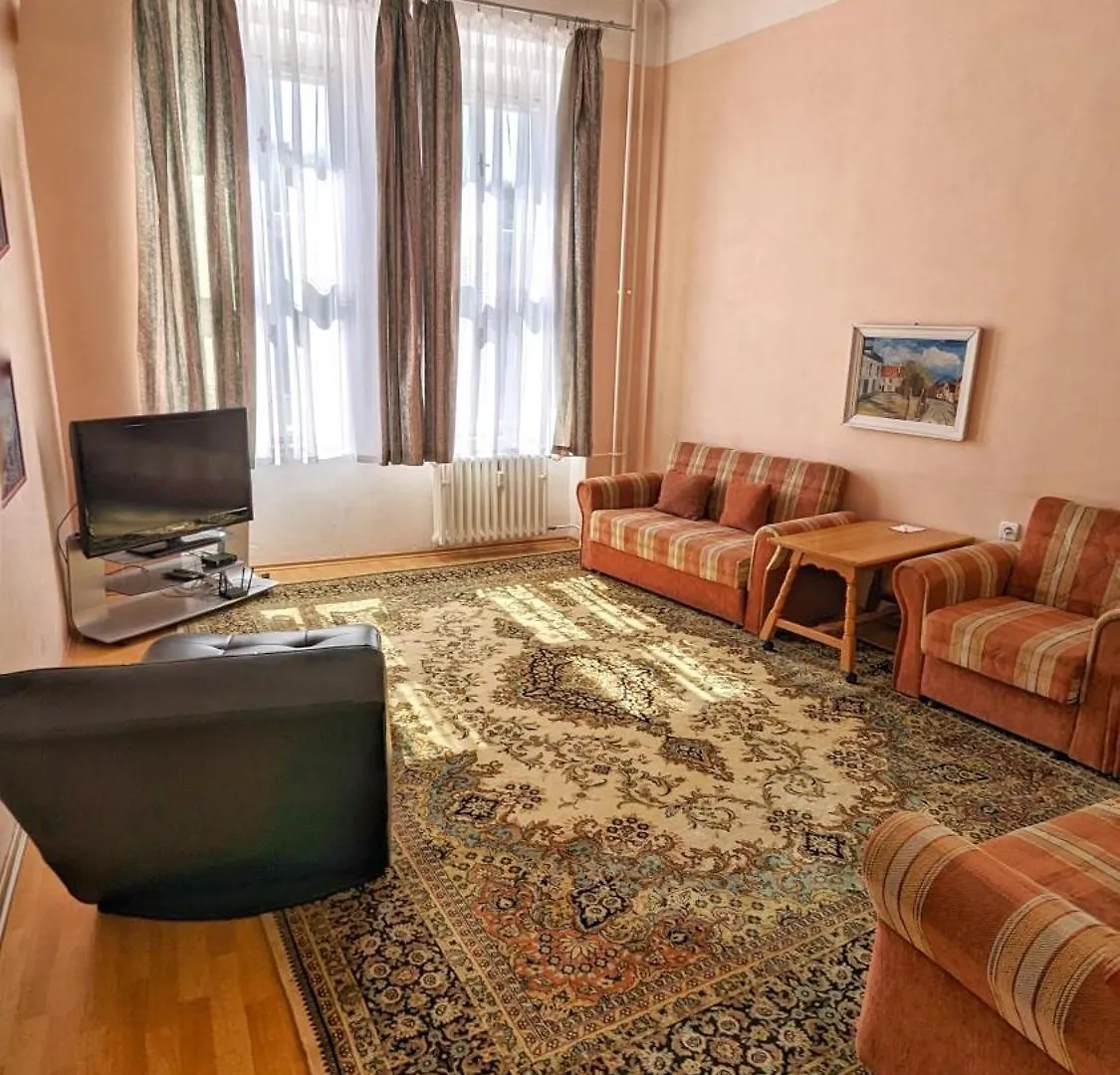 Kamil Apartments, Delux A, 65M2 contacts